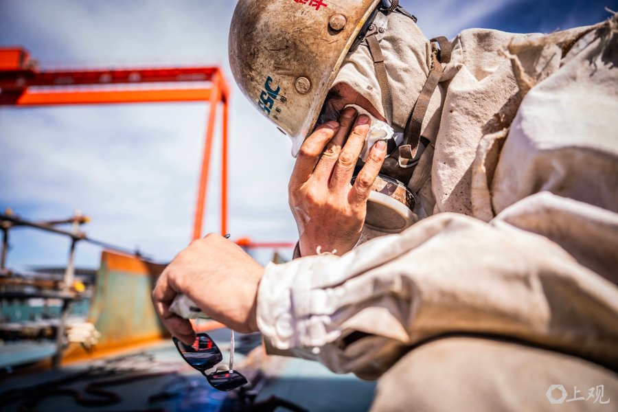 图片[11]-City Affairs｜150 Degrees Celsius! "The Hot Spot Is Okay, The Quality Of The Work Under Our Hands Must Be Higher Than The Temperature."-Dalian Fuhong Machinery Co., Ltd