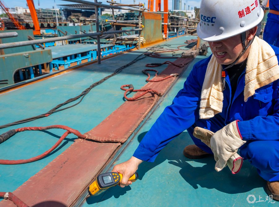 图片[6]-City Affairs｜150 Degrees Celsius! "The Hot Spot Is Okay, The Quality Of The Work Under Our Hands Must Be Higher Than The Temperature."-Dalian Fuhong Machinery Co., Ltd