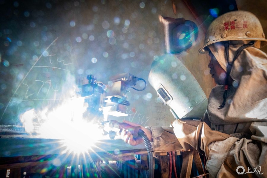 图片[8]-City Affairs｜150 Degrees Celsius! "The Hot Spot Is Okay, The Quality Of The Work Under Our Hands Must Be Higher Than The Temperature."-Dalian Fuhong Machinery Co., Ltd