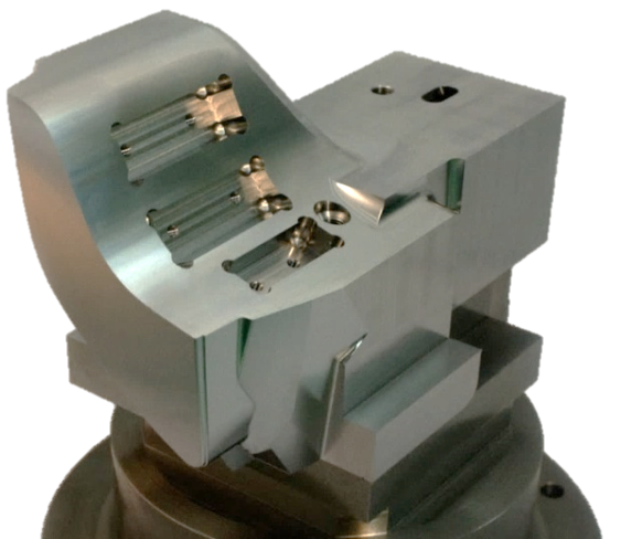 图片[3]-Why Do High-quality Machining Require Five-axis Equipment?-Dalian Fuhong Machinery Co., Ltd