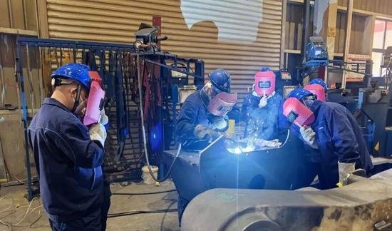 图片[8]-The First Phase Of The "Golden Welder" Welding Service Skills Training Of Lingong Heavy Machinery Concluded Successfully-Dalian Fuhong Machinery Co., Ltd