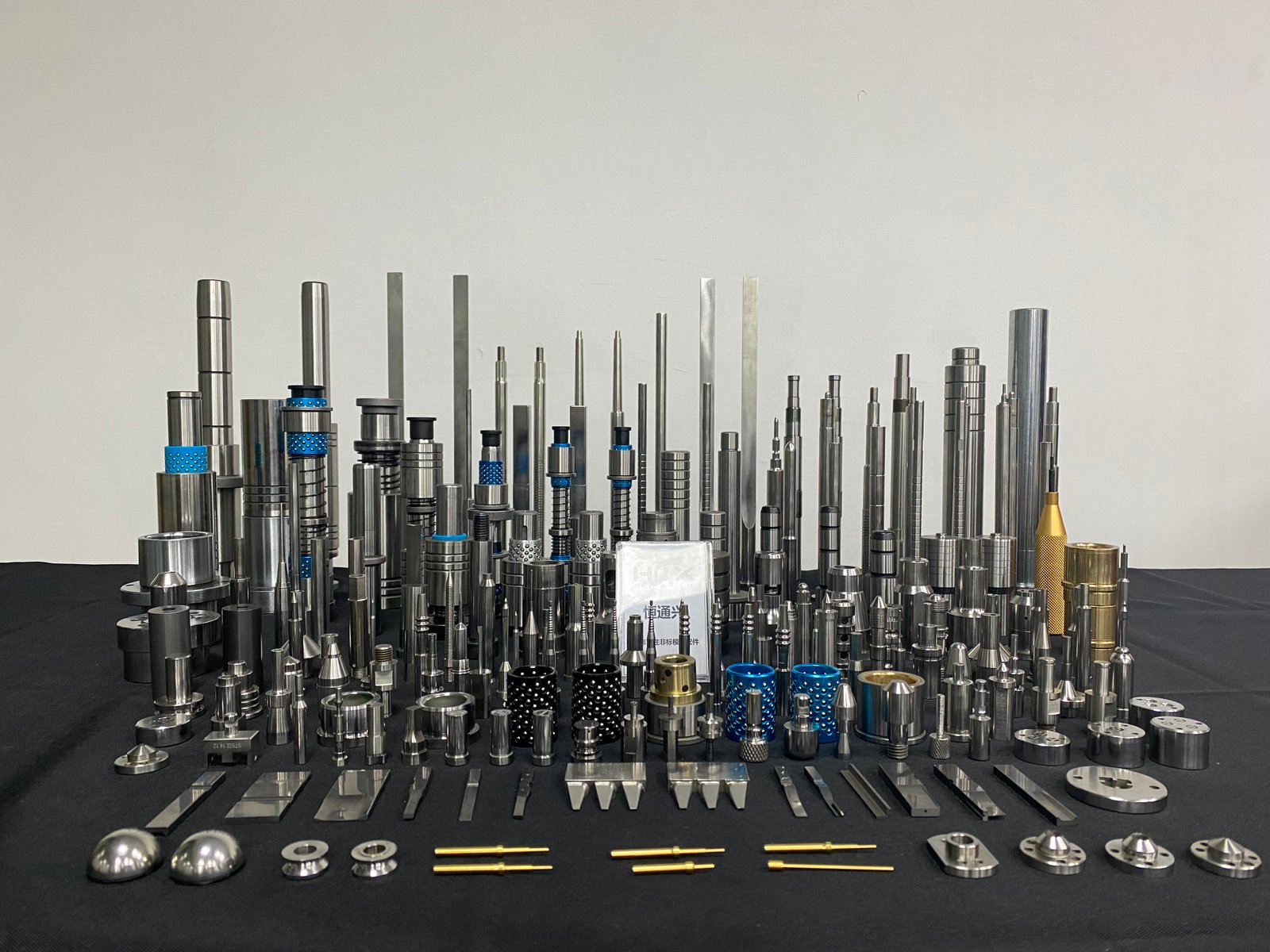 非标模具零件特殊工艺加工_特殊材质复杂结构加工厂家_非标零件加工技术积累