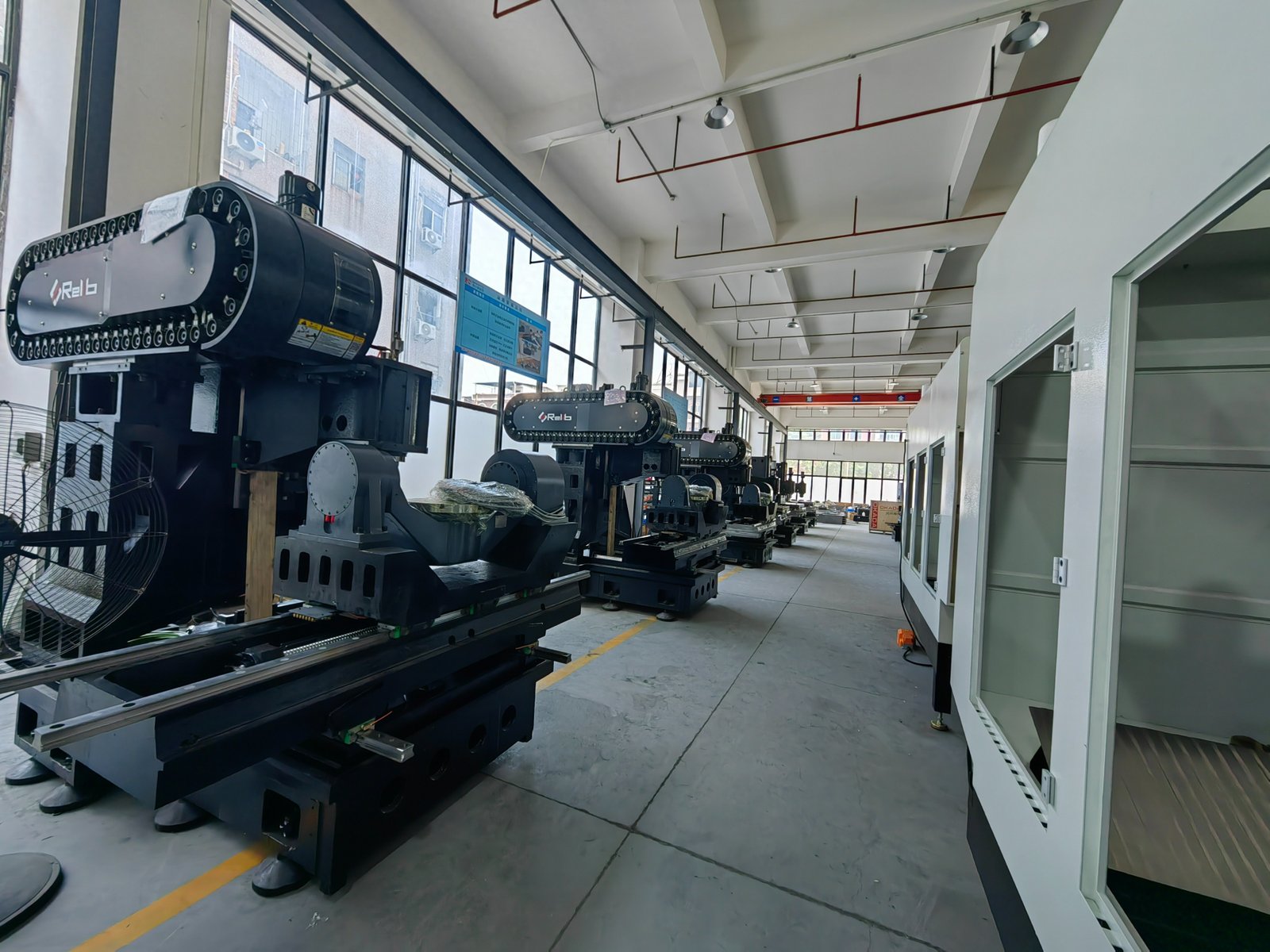 CNC机加工汽车零部件_机加工服务范围有哪些_CNC加工航空航天零件