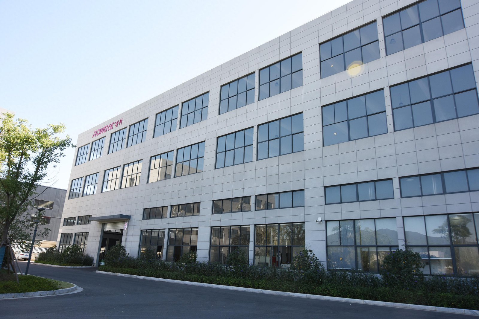 高精度稳定性医疗刀具_钛合金加工专用刀具_医疗精密零部件加工刀具选择